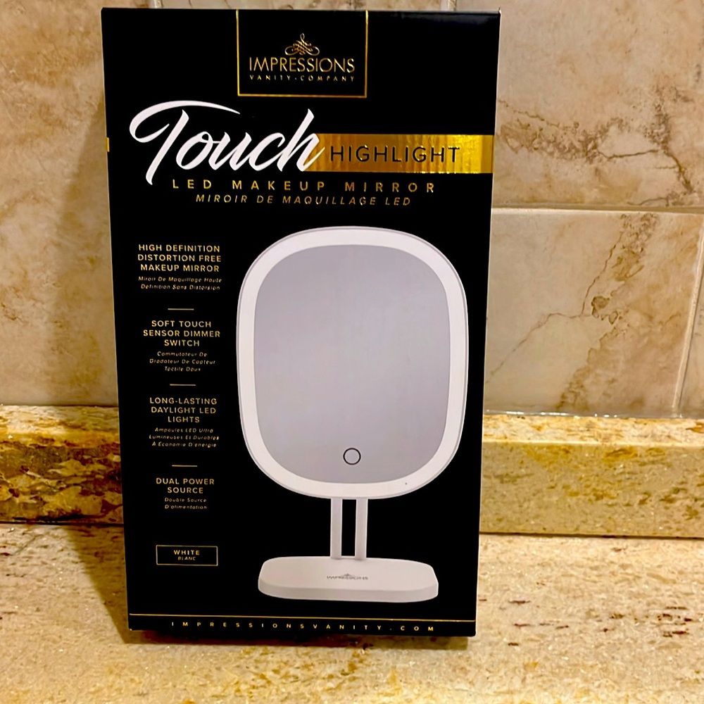 Impressions Vanity White Touch Highlight LED Makeup Mirror NIB